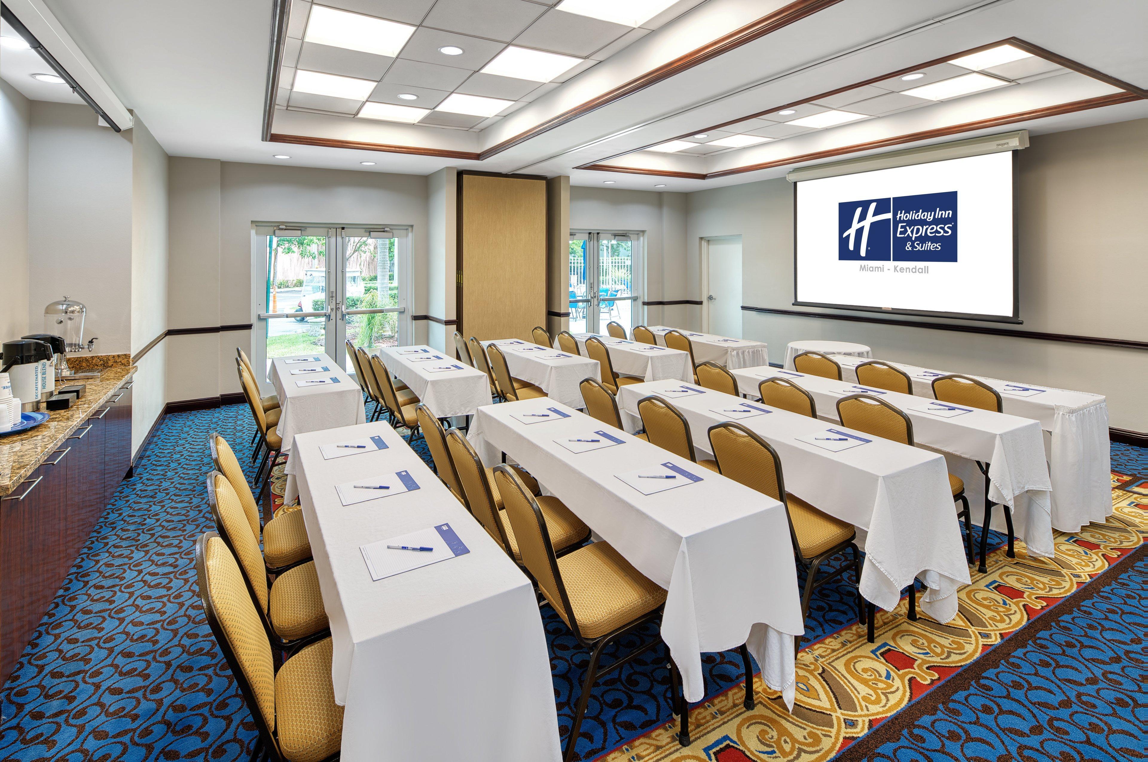 Holiday Inn Express & Suites Miami Kendall By Ihg Country Walk Exterior foto
