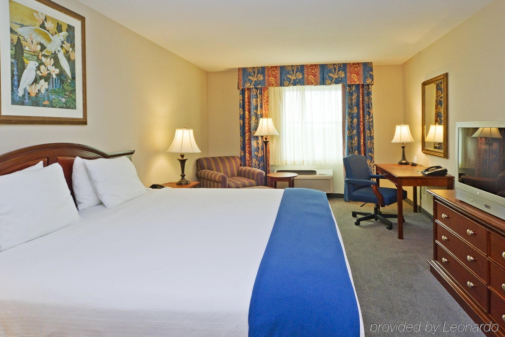 Holiday Inn Express & Suites Miami Kendall By Ihg Country Walk Zimmer foto