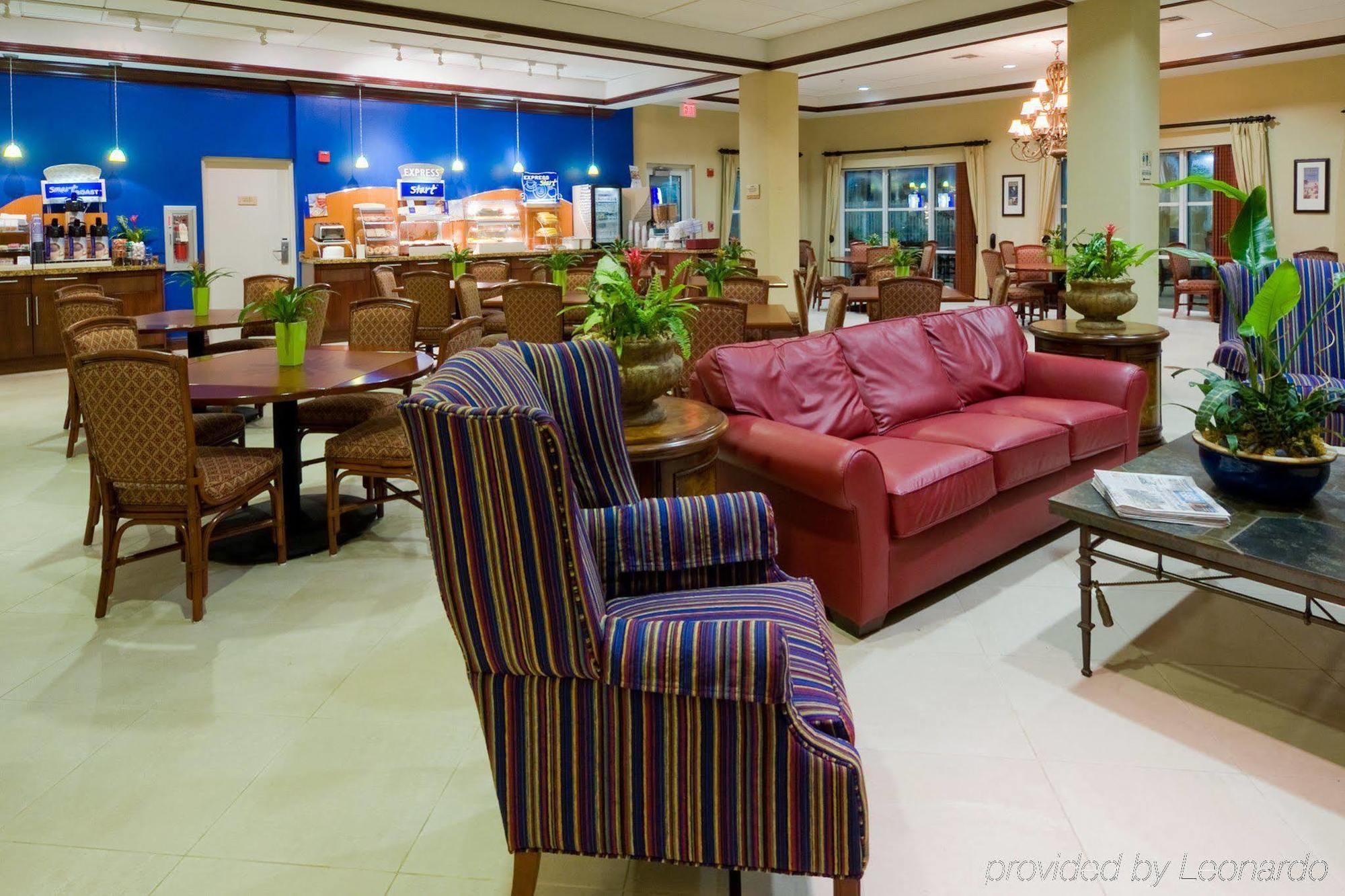 Holiday Inn Express & Suites Miami Kendall By Ihg Country Walk Exterior foto