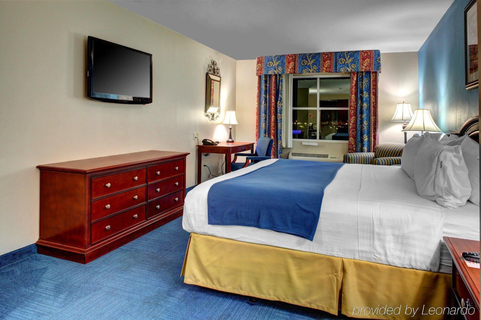 Holiday Inn Express & Suites Miami Kendall By Ihg Country Walk Exterior foto